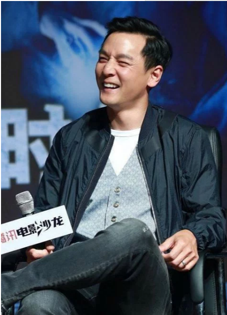 『吴彦祖』她曾是“港剧第一美女”，连吴彦祖都被她迷倒，今42岁却依旧单身！