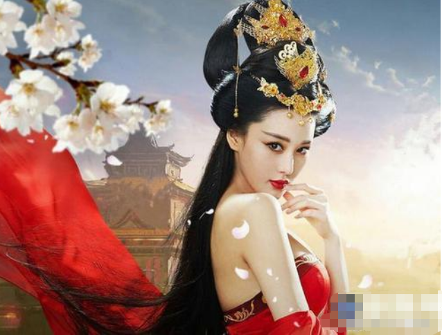 迪丽热巴|迪丽热巴被嘲笑太保守，演不了妲己，不料看到照片后全网打脸！