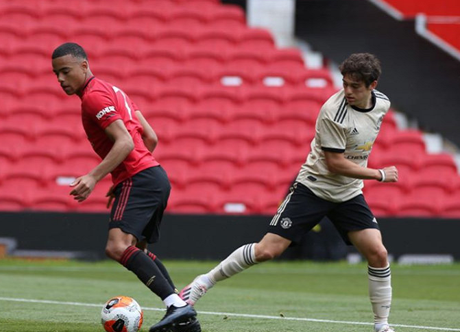 「曼联」曼联新七号出炉？曼联妖星训练赛中已穿上七号球衣！