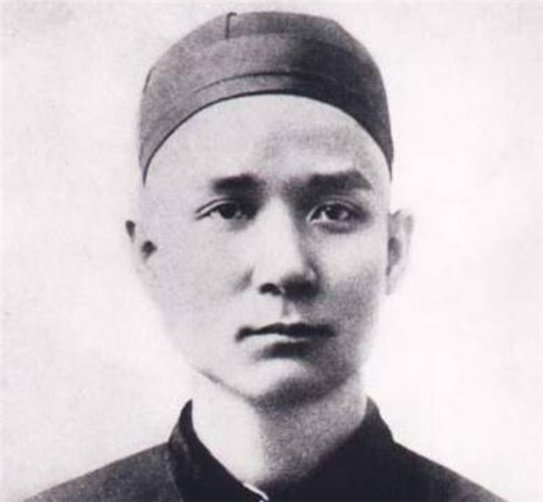 孙中山|被瞧不起的打更人，一个儿子成美国首富，另一个儿子被印在钱币上