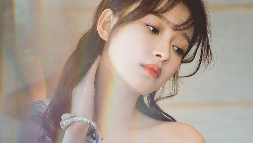 影帝▲因为长得漂亮，而被经纪人介绍给自己儿子，今名气比影帝老公还大