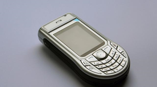 #耳机#未来2年内，手机或将淘汰4个功能，第2个已消失，第3个争议声最大