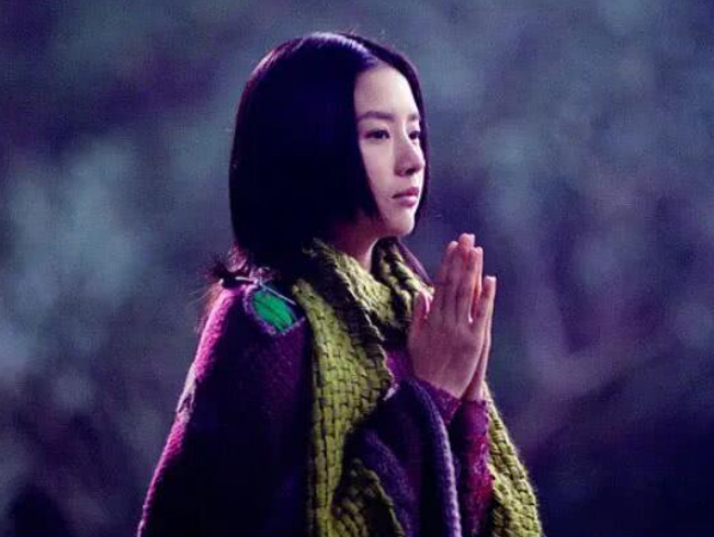 [董洁]董洁：一生有一个“冷清秋”就够了，偏偏还演活了5大经典角色