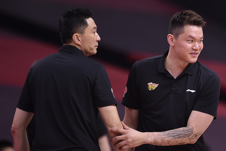 广东男篮|意外！放弃本土引援多球队笑了！朱芳雨亮出杀手锏冲击下赛季