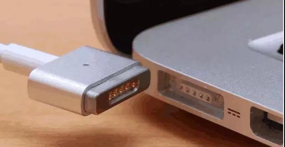 无线充电|iPhone12无线充电,更快更好的易用性,苹果无线充电不再是鸡肋
