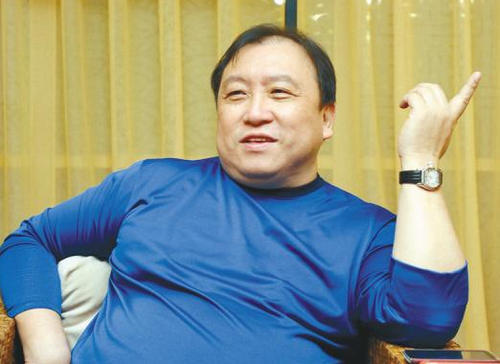 王晶|她被王晶发掘时才读大二，拍3部电影狂捞26亿，今成“最美晶女郎”！