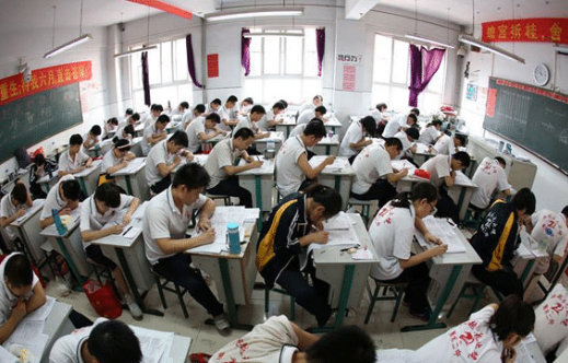 |每年高考前夕,为什么避孕药的销量会猛增?班主任含泪讲出实情!