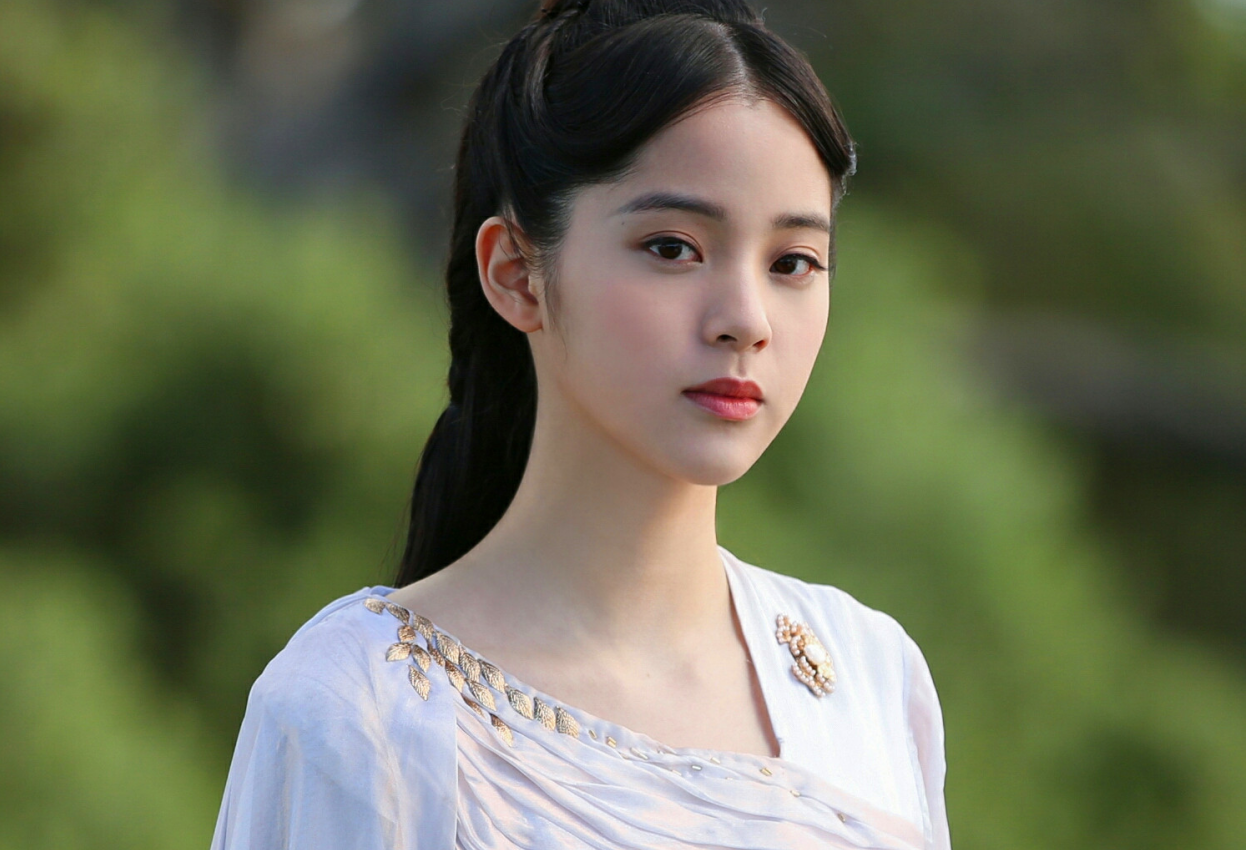 娱乐圈|娱乐圈的四大“花瓶”：高颜值，没实力，没演技，却总是片约不断