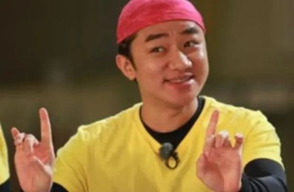 李亚男▲官宣二胎，相恋9年被拒绝3次禁欲5年，“矮仔痴情”又添新篇！