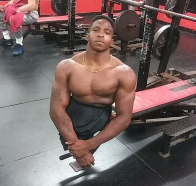【健身】还记得“无腿黑人”吗?健身成肌肉男被富婆相中后,他现在怎么样了?