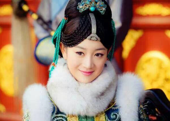 曹颖|被玻尿酸毁了的女星：娄艺潇脸部变形，曹颖让人认不出，第一个成“妖怪”