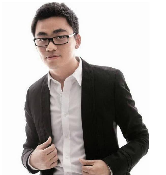 王宝强|王宝强到底瞒着我们还有多少身份,网友,第四个身份最厉害