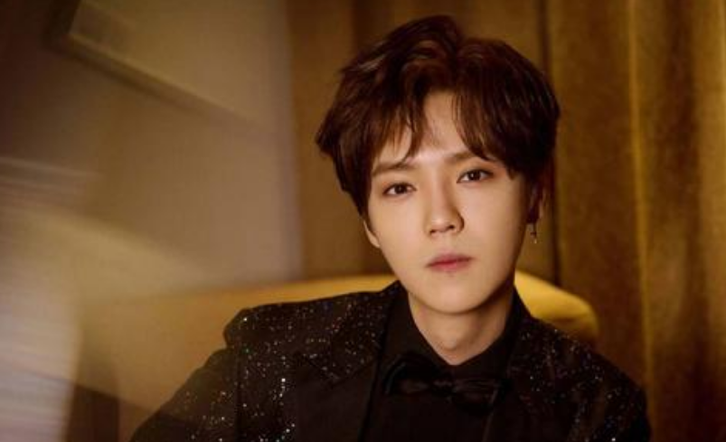 鹿晗@一个选择“极限挑战”，一个选择“跑男”，今两人差距越来越大