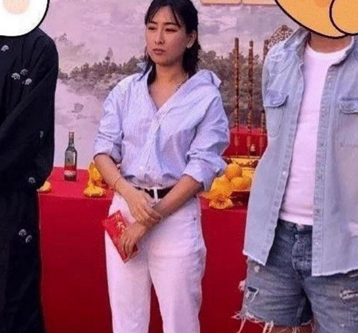 「马苏」38岁马苏“真人”长啥样？看到生图下的她，网友：也就路人一个