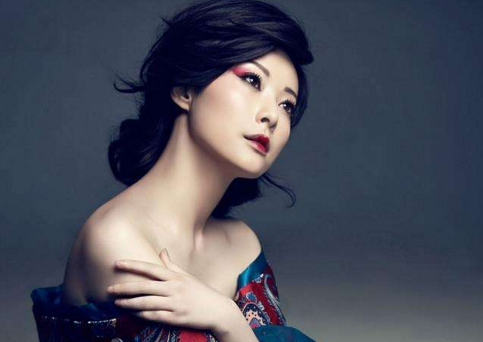 奥运冠军|他和袁立同居12年，却转身娶了奥运冠军，今59岁成人生赢家！