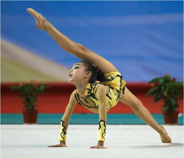 走光|女运动员为何大多是穿三角裤？不惧怕“走光”吗？背后原因心酸