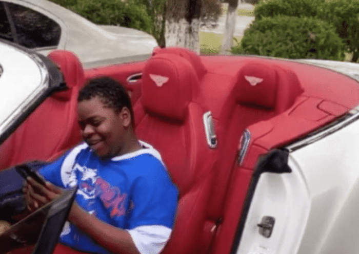 『吴京』还记得吴京非洲“干儿子”吗？爆红后开宾利炫富，他现状成这样