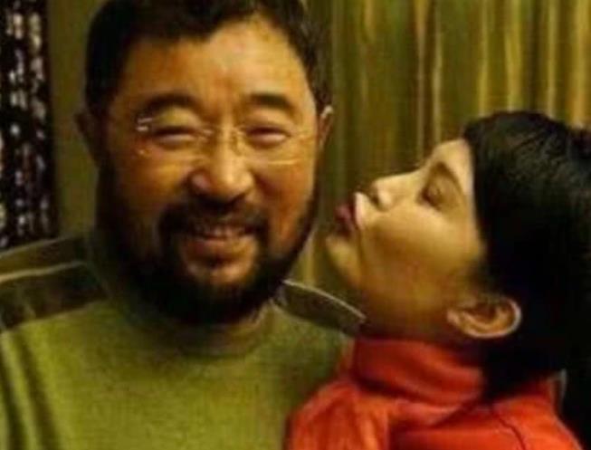 潘虹|他和潘虹不欢而散后,与小21岁的王小丫相恋,如今73岁过得怎样?
