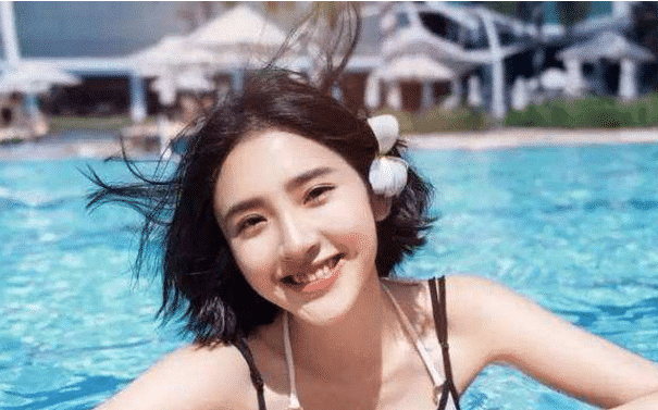 奔跑吧兄弟:被代购骗的最惨女明星!穿着代购的A货参加跑男,被网友调侃一年