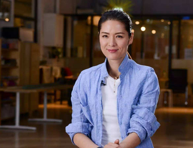 |曾是“中国第一美人”，被老公抛弃后选择归隐田园，今身价超10亿