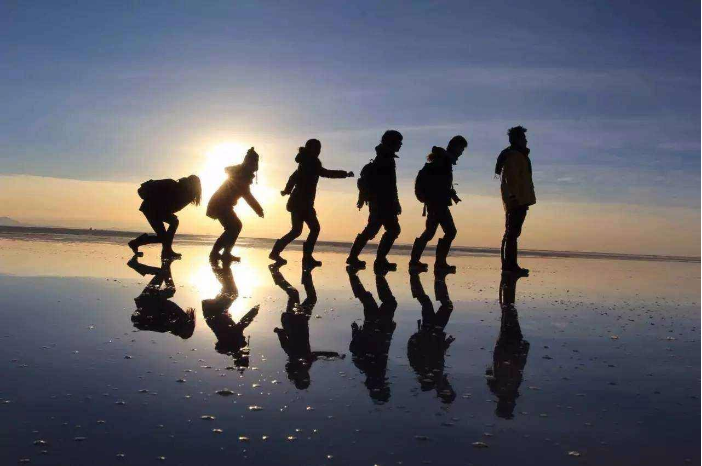 恐龙|人类起源的另一种观点：地球或是人类的囚笼，真正的家在别处！