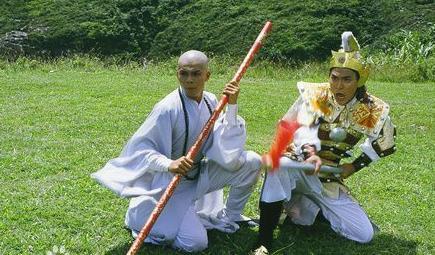 TVB|1985年香港无线拍了部神话剧，剧情很雷人，却是最大牌神作