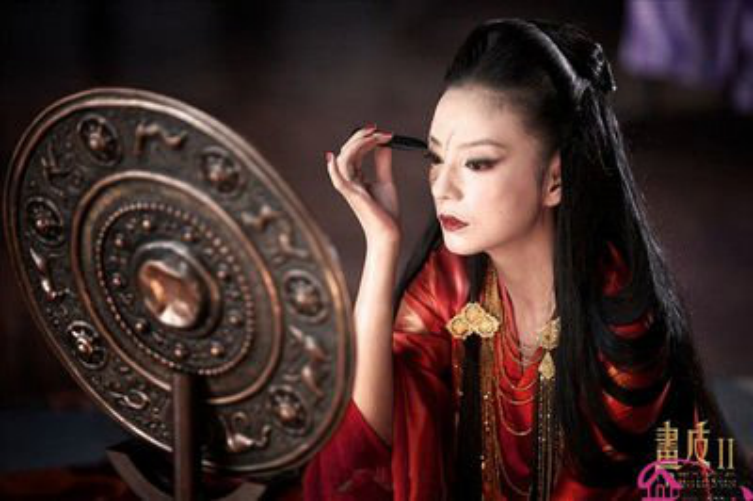 本以为演活一个"小燕子"已经很牛,她却拥有5个难以超越的角色