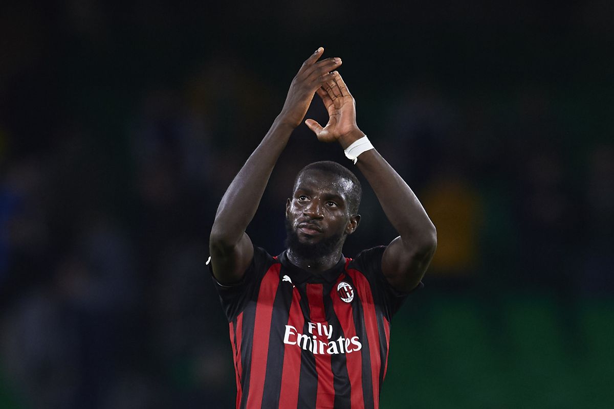 AC米兰|AC米兰可能和都灵互换球员；红黑军团有意巴卡约科——AC米兰新闻