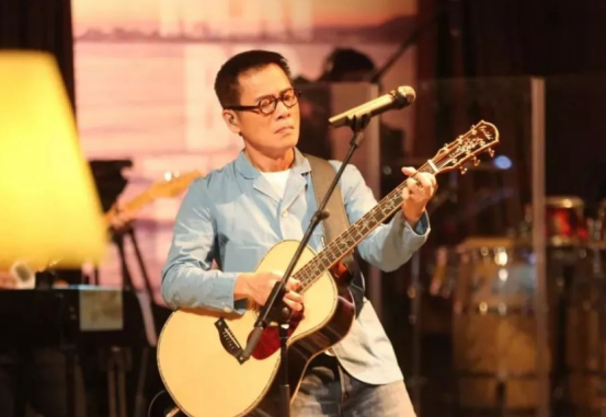 #李宗盛#乐坛最厉害的五个作词人，李宗盛上榜，他是华语乐坛第一作词人