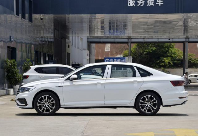 大众速腾|速腾和凌度相比，谁的性价比高？我更推荐速腾，有这几点原因