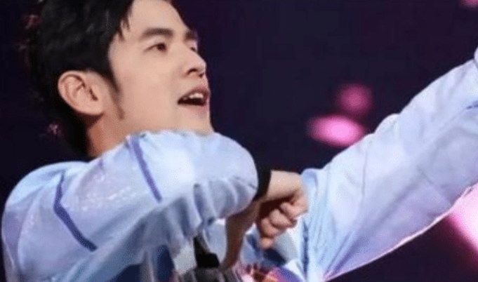 演唱会■他演唱会前夕去世，门票不仅卖光且无一人退票，乐坛的神奇存在