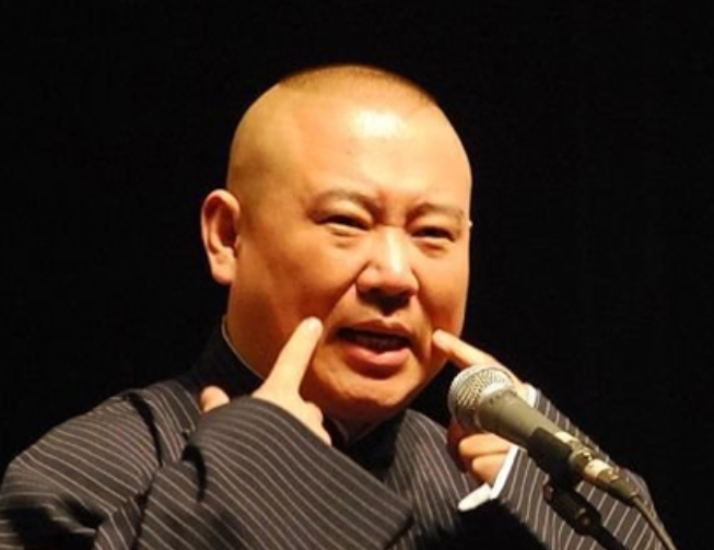 郭德纲|进门就当后妈，郭德纲赚钱全给她，大骂郭麒麟却无人说她“恶毒”