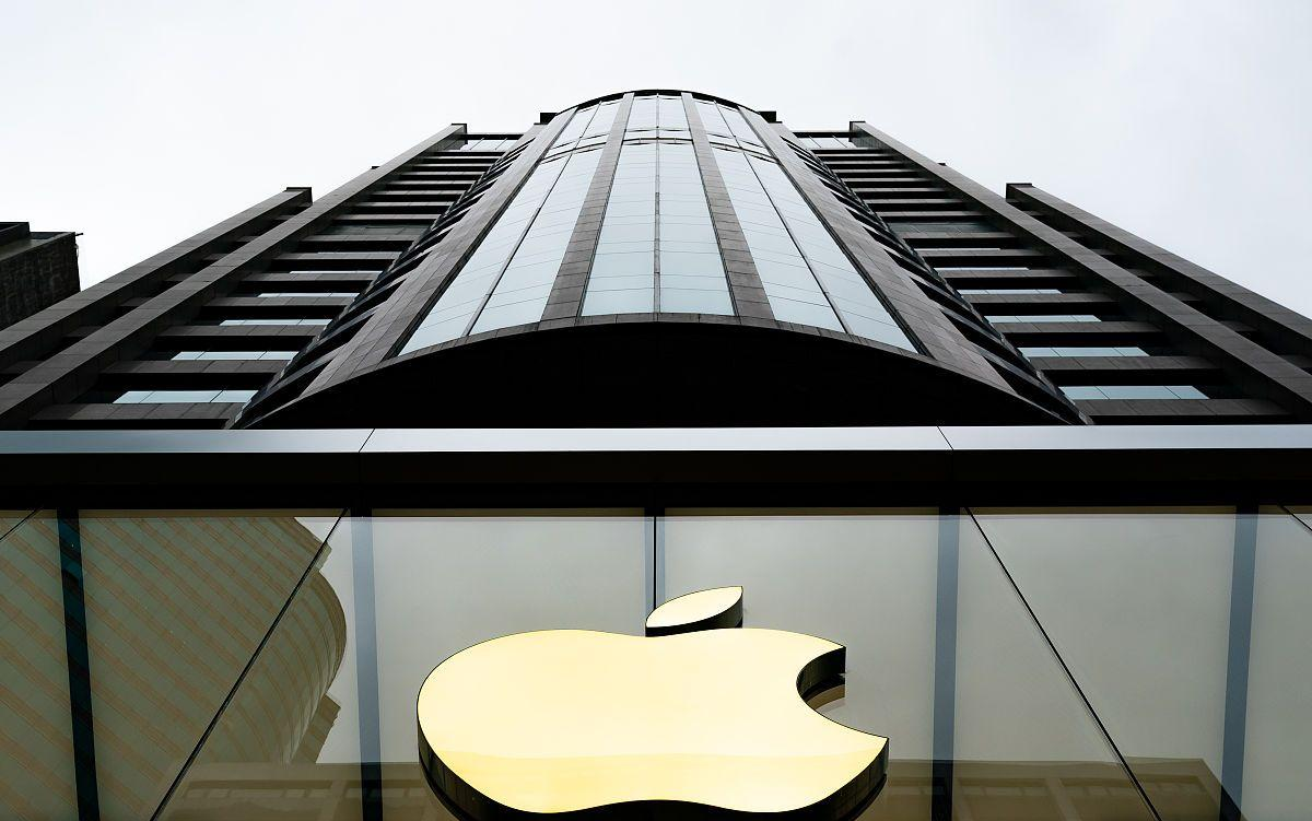 iphone12|“果粉”没白等,iPhone12不仅价格给力,期待已久的功能也来了?