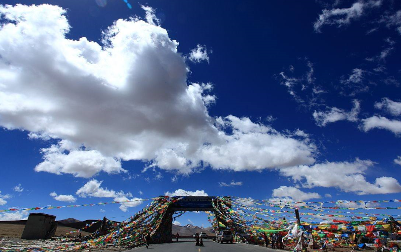 [西藏旅游]西藏旅游火爆异常，但不要贸然进藏，这些知识务必要牢记