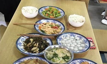 【】我国“最良心”5A景区，不仅门票免费，吃住加一起才要30元？