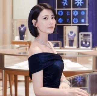 赵敏|张无忌的四个女人:小昭已经老了,珠儿也胖了,只有最讨厌的她仍像20岁