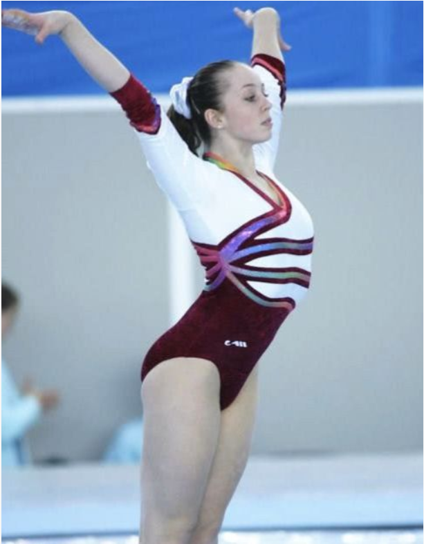 |荷兰体操女王，竟转行当起了成人演员？直言拍片比冠军更赚钱