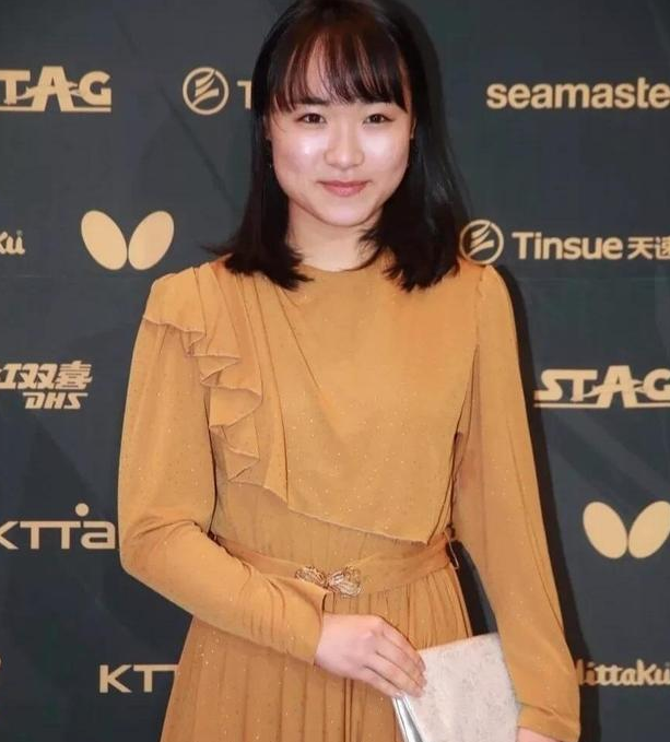 伊藤美诚@国乒劲敌传来坏消息！与教练吵架无法控制情绪