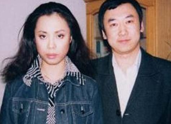 黃綺珊悲慘人生:三婚三離多次輕生,今52歲隻有兒子杜海濤作伴!-圖3