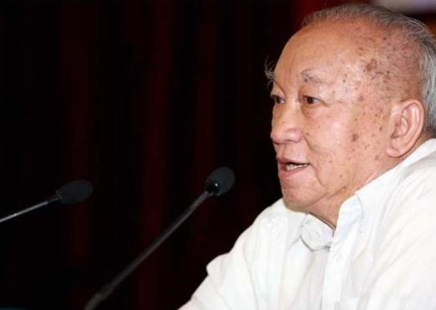 中国国籍@宁愿放弃中国国籍，也要帮美造导弹的清华才子，现今过得怎样？