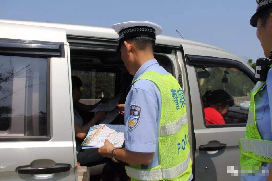 奥迪|山东查到“五环奥迪”，车主反问，买车时就错了，凭啥罚我？