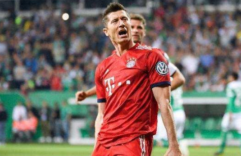 拜仁慕尼黑|神迹！拜仁欧战满分，从落后皇马17分到反超2分，上演大逆袭