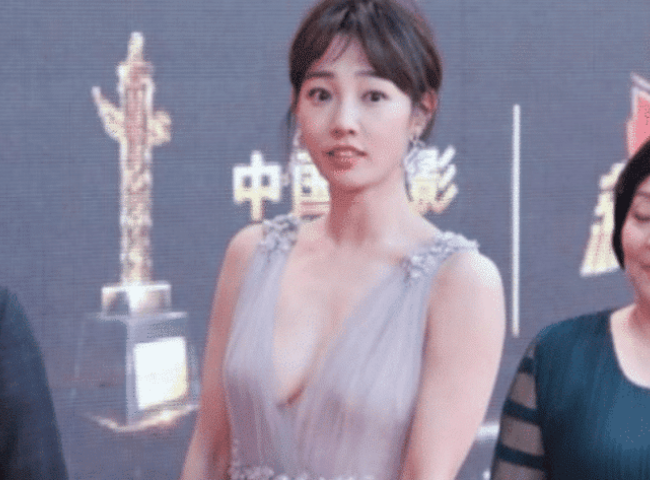 关晓彤|白百何为啥被称为“女版陈冠希”？看了这些照片后，就知道原因了