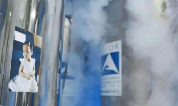 『冰封』顶着巨大质疑！医疗工程博士将2岁亲女儿冰封，实验会成功吗？