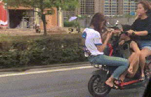 「彩礼」“如果娶我要20万彩礼，你愿意吗？”网友表示：这腿值50万