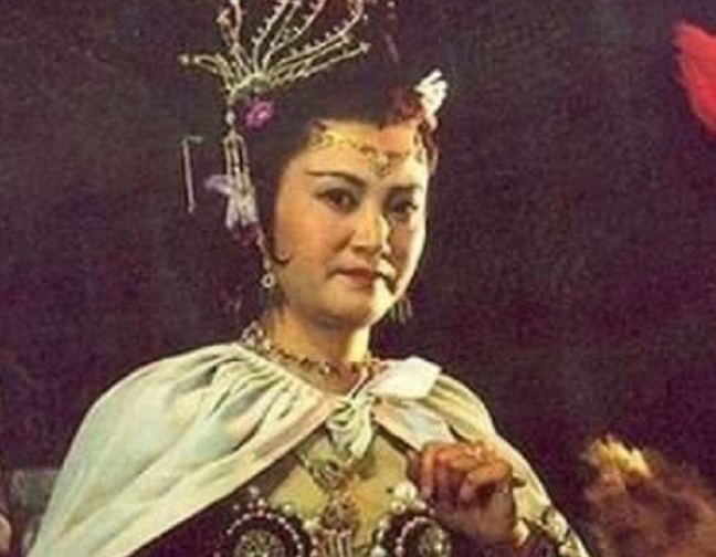 白骨精|86版西游记的“白骨精”，一生不谈西游记，如今77岁了，也不能原谅导演