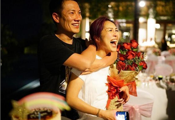 迟重瑞|“吃软饭”不敢离婚的5个男星，老婆都是亿万富豪，最后一个是天后！