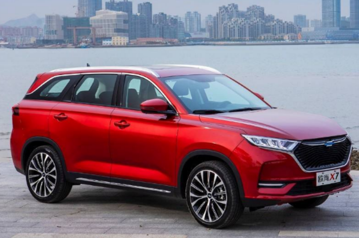 长安欧尚x7|外观动感十足的长安欧尚X7，座椅舒适性高，真是让人无法拒绝