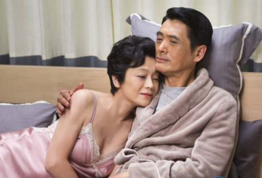 周润发|当不到一米八的周润发撞上净身高179的黄晓明, 说谎的那个真是好尴尬