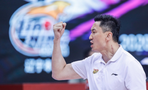 辽宁男篮|总分1-1平！辽篮115-113击败广东，威姆斯37+8+10，郭艾伦28分